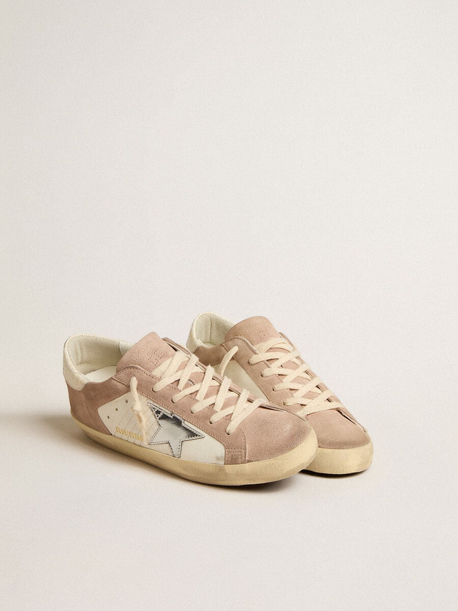 super-star sneakers voor dames in roze suède met een zilverkleurige metallic leren ster.