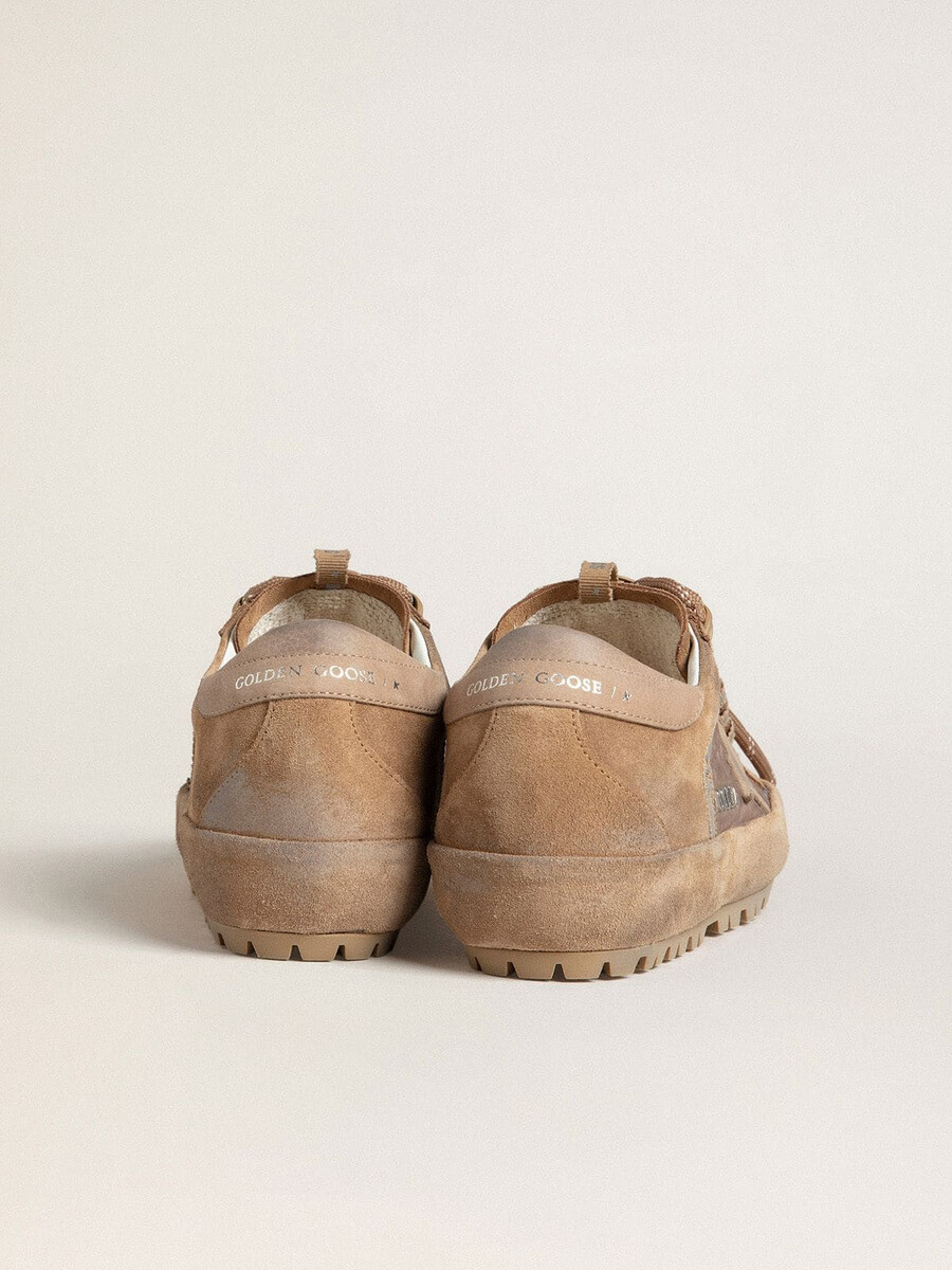 dames super-star ski in dolmias en caramelkleurig suède met marmeren nubuck ster en hielstuk.
