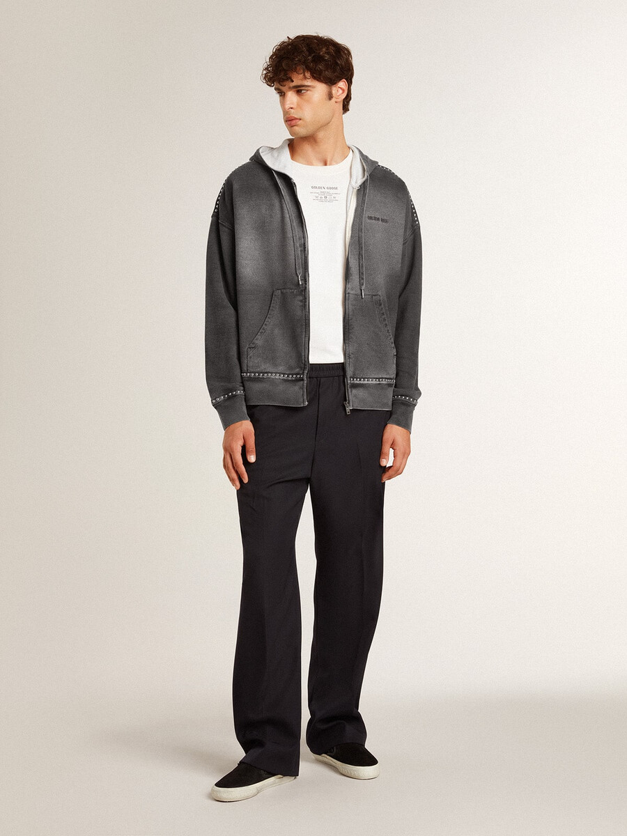 sweatshirt met antracietkleurig spuiteffect en studs.