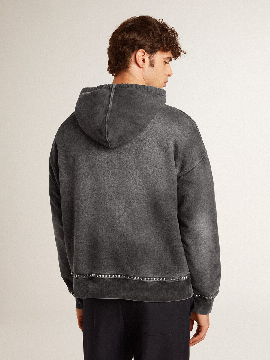 sweatshirt met antracietkleurig spuiteffect en studs.