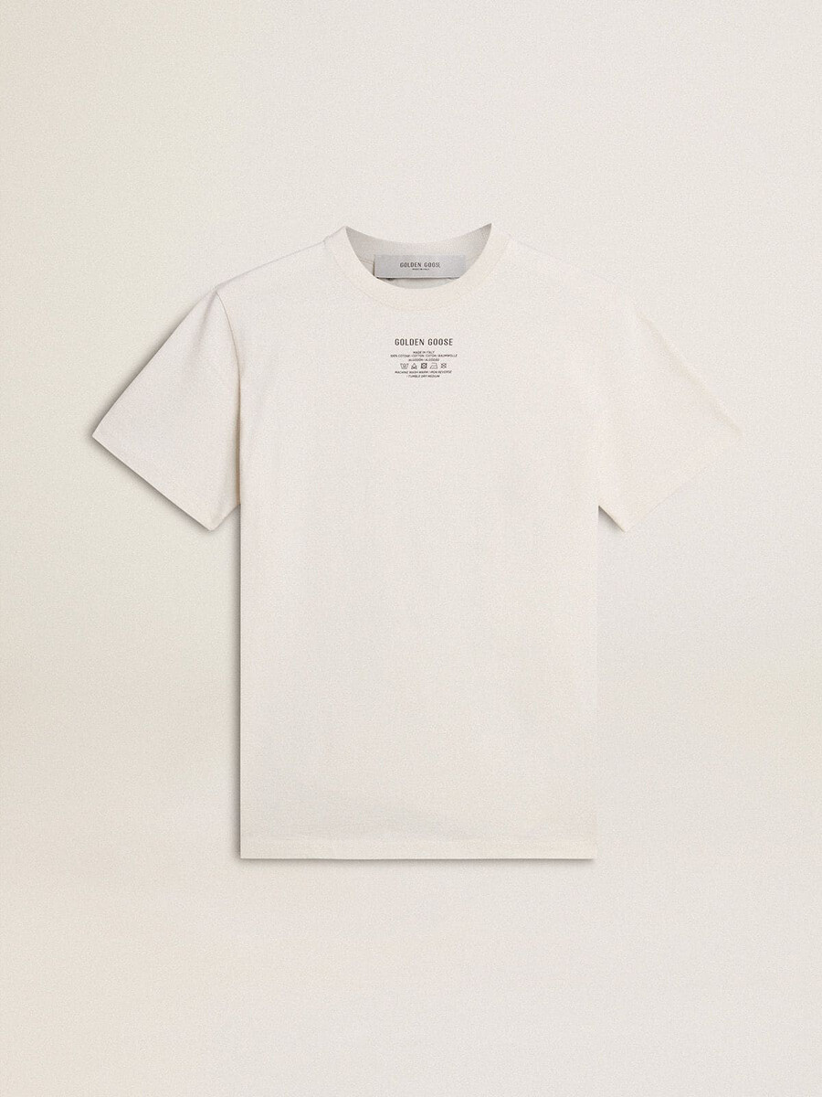 versleten wit katoenen t-shirt voor heren met zwarte letters.