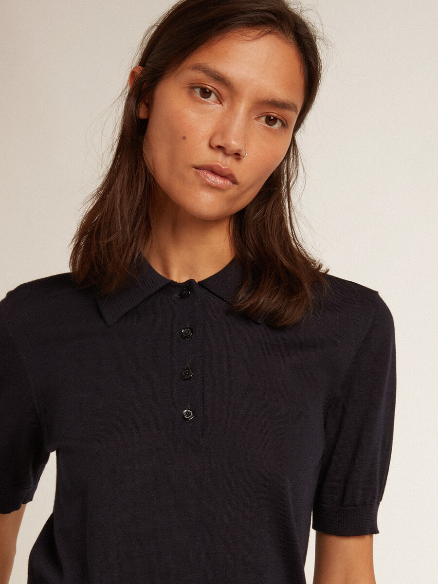 damespoloshirt van marineblauwe merinowol
